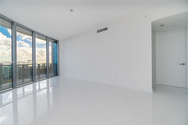 851 NE 1st Avenue 4911, Miami, FL 33132