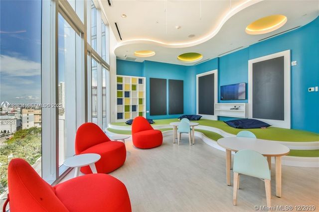 851 NE 1st Avenue 4911, Miami, FL 33132