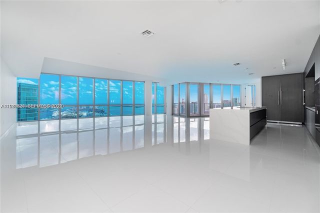 851 NE 1st Avenue 4911, Miami, FL 33132