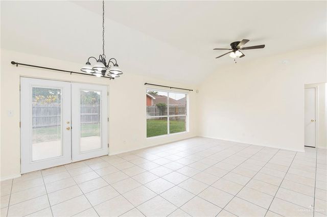 506 S Pacific Avenue, Edinburg, TX 78539