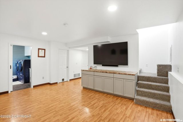 4501 N Slumber Drive, Palmer, AK 99645
