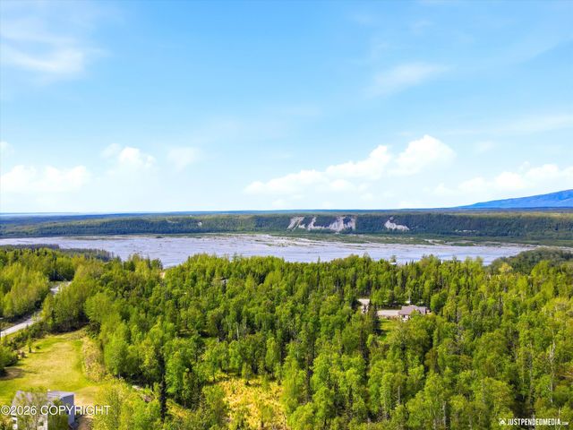 4501 N Slumber Drive, Palmer, AK 99645