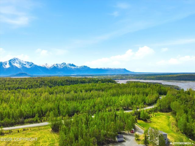 4501 N Slumber Drive, Palmer, AK 99645