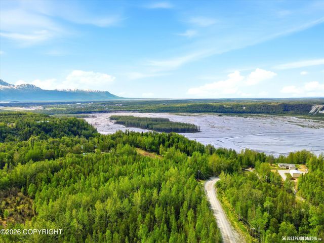 4501 N Slumber Drive, Palmer, AK 99645