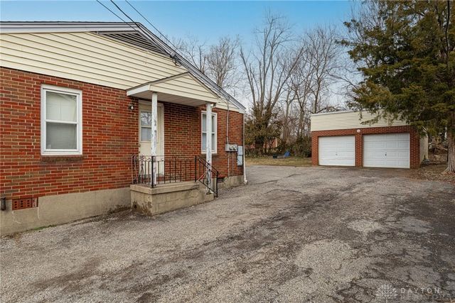1205 Eaton Avenue, Middletown, OH 45044