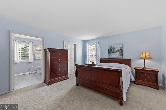 22 BEAR CREEK DR, Mantua, NJ 08051