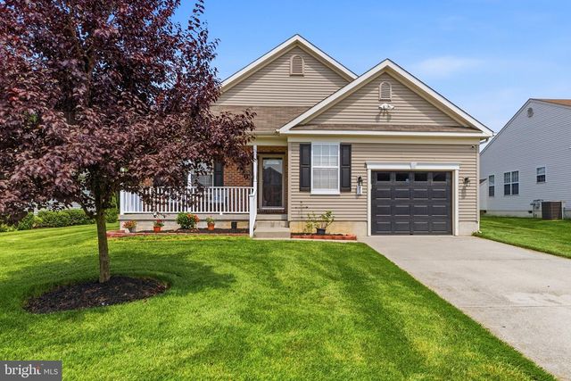 22 BEAR CREEK DR, Mantua, NJ 08051