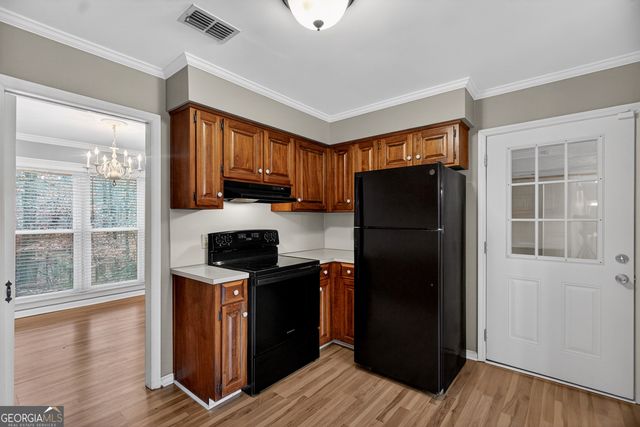 229 W Lakeview Drive, Lagrange, GA 30240