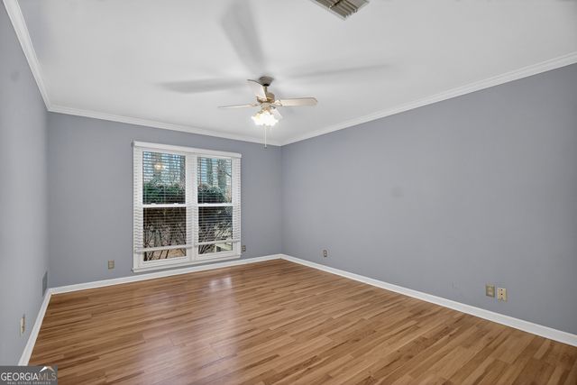 229 W Lakeview Drive, Lagrange, GA 30240