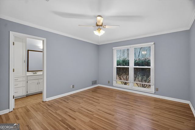 229 W Lakeview Drive, Lagrange, GA 30240