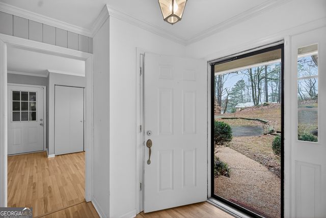 229 W Lakeview Drive, Lagrange, GA 30240