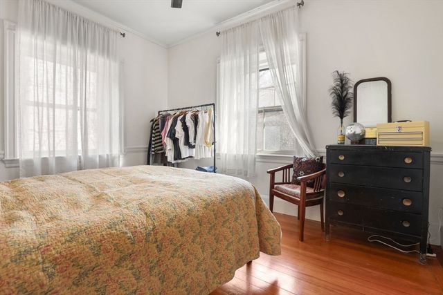 754 Centre Street 9, Boston, MA 02130