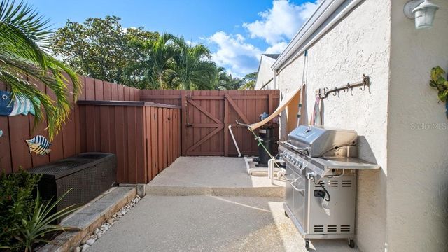 4643 APPALOOSA STREET, West Palm Beach, FL 33417
