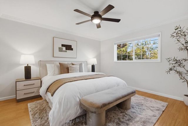 1652 Kentfield Avenue, Redwood City, CA 94061