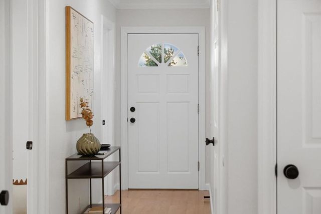 1652 Kentfield Avenue, Redwood City, CA 94061
