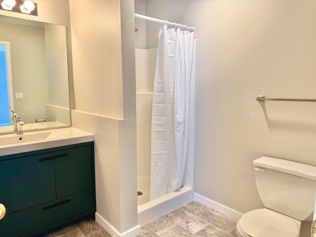 8573 Cardiff Lane, Eden Prairie, MN 55344