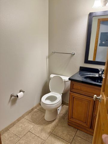 8573 Cardiff Lane, Eden Prairie, MN 55344