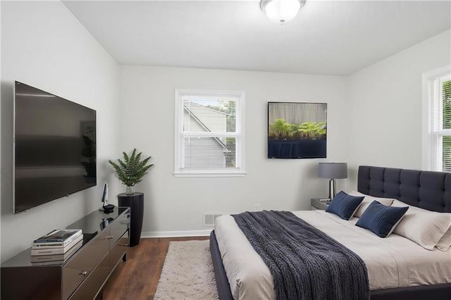 8909 Stark Avenue, Kansas City, MO 64138