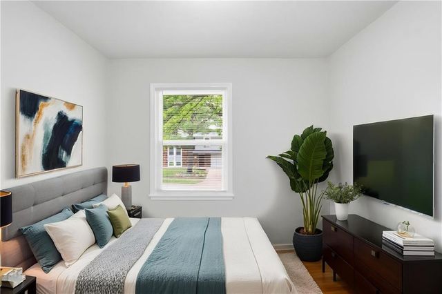 8909 Stark Avenue, Kansas City, MO 64138