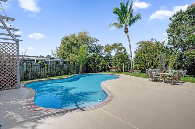 8730 NW 18th St, Pembroke Pines, FL 33024