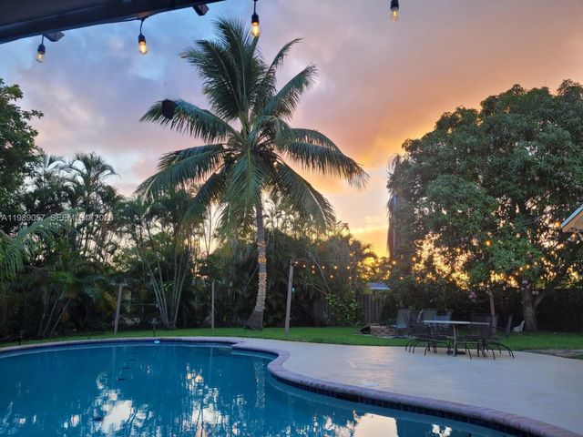 8730 NW 18th St, Pembroke Pines, FL 33024