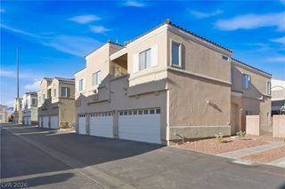 6316 Rolling Rose Street 102, North Las Vegas, NV 89081