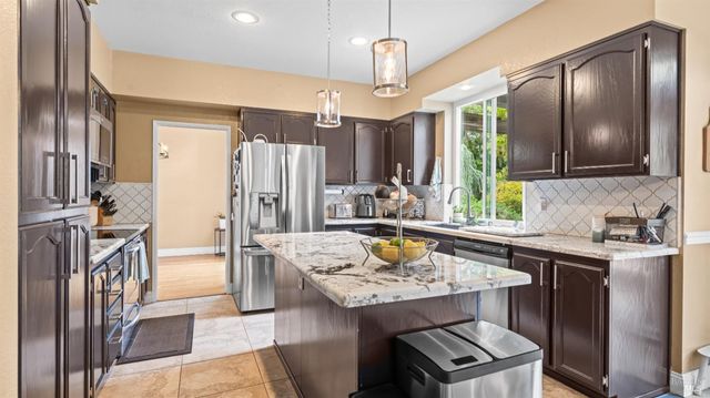 362 Allen Way, Benicia, CA 94510