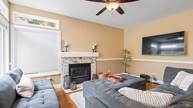 362 Allen Way, Benicia, CA 94510