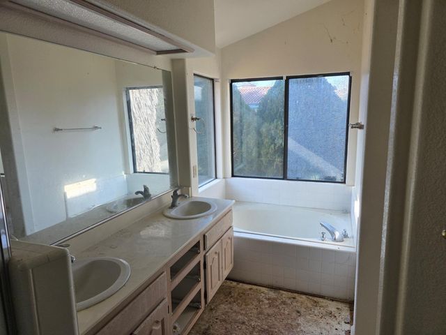 5141 Lady Di Way, Elk Grove, CA 95758