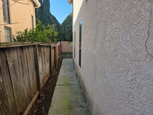 5141 Lady Di Way, Elk Grove, CA 95758