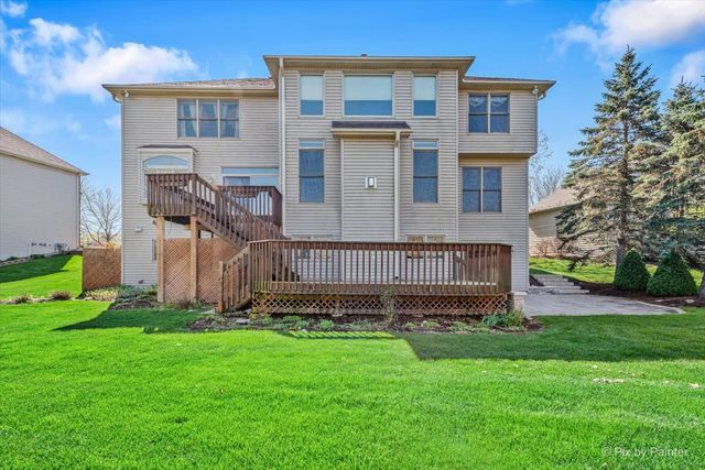 261 Johnson Woods Drive, Batavia, IL 60510