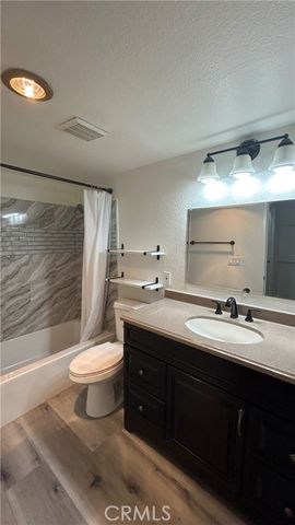 20702 El Toro, Lake Forest (el Toro), CA 92630