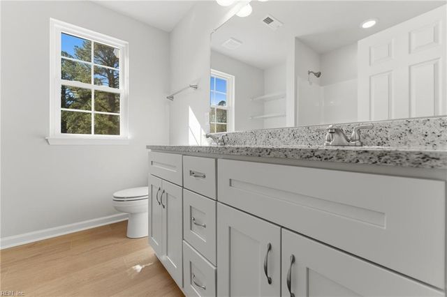 2256 Shipyard RD, Chesapeake, VA 23323