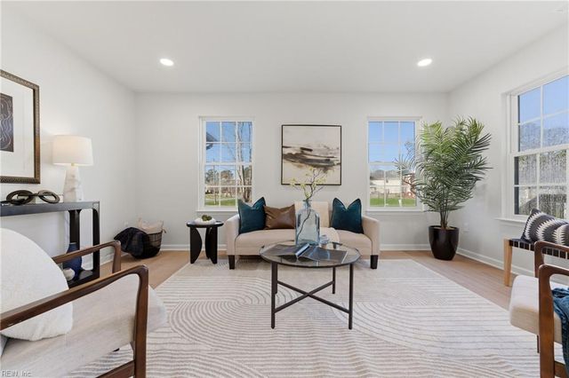 2256 Shipyard RD, Chesapeake, VA 23323