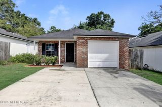 8437 INDIA Avenue, Jacksonville, FL 32211