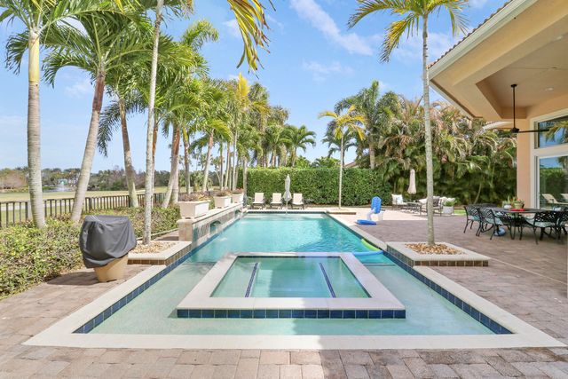 167 Rosalia Court S, Jupiter, FL 33478