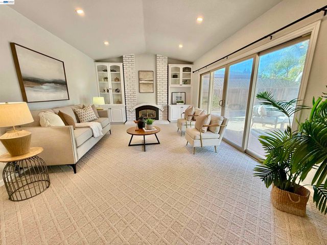 2249 Stonebridge Rd, Livermore, CA 94550