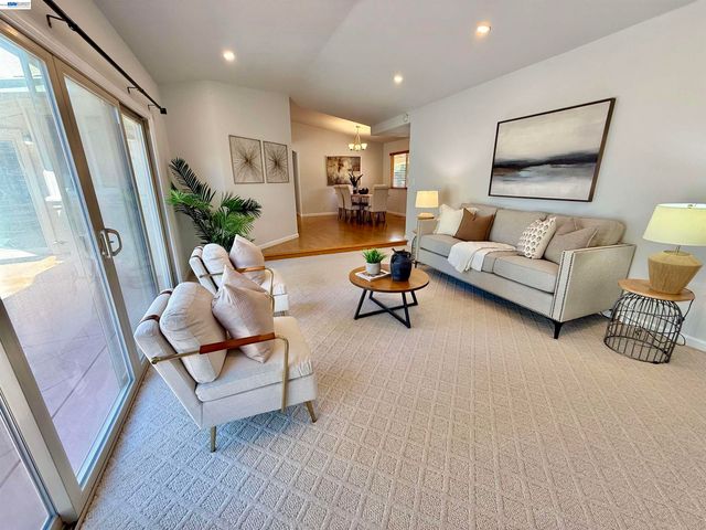2249 Stonebridge Rd, Livermore, CA 94550