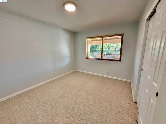 2249 Stonebridge Rd, Livermore, CA 94550