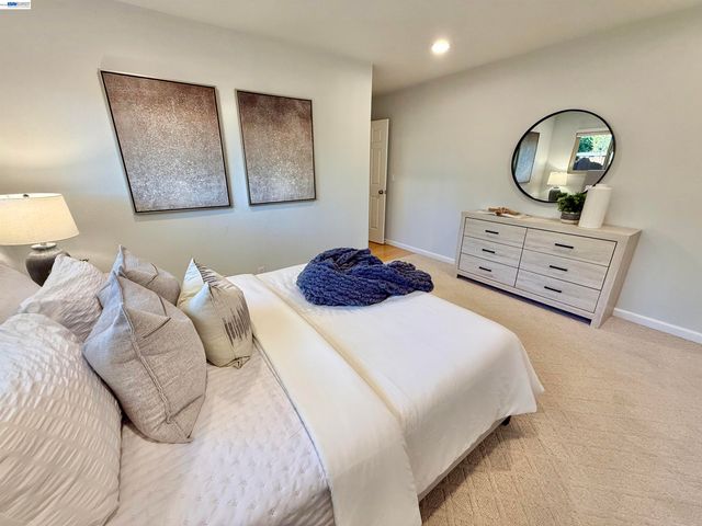 2249 Stonebridge Rd, Livermore, CA 94550