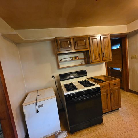 2968 Hallmark Avenue N, Oakdale, MN 55128