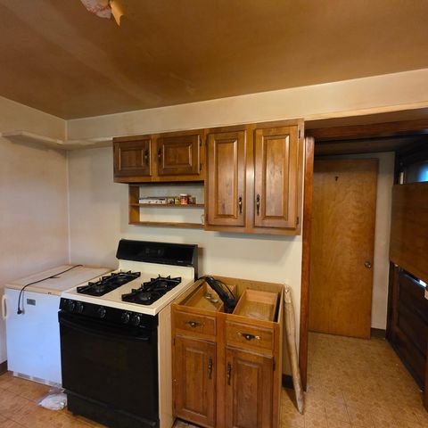 2968 Hallmark Avenue N, Oakdale, MN 55128