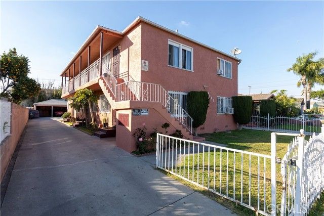 9723 San Juan, South Gate, CA 90280