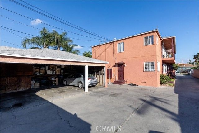 9723 San Juan, South Gate, CA 90280