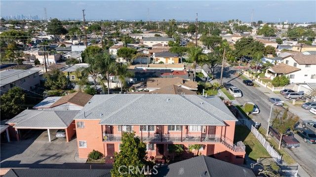 9723 San Juan, South Gate, CA 90280