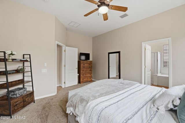 998 W Waxleaf Place, Oro Valley, AZ 85755