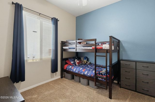 998 W Waxleaf Place, Oro Valley, AZ 85755