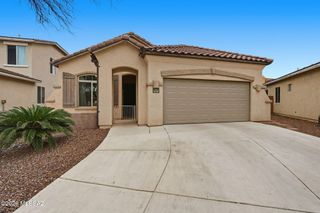 998 W Waxleaf Place, Oro Valley, AZ 85755