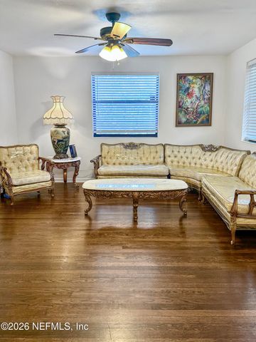 5351 ROYCE Avenue, Jacksonville, FL 32205
