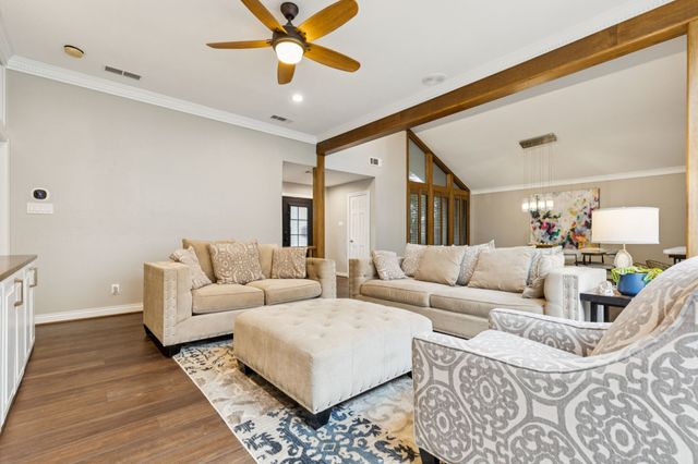 2727 Wagonwheel Drive, Carrollton, TX 75006